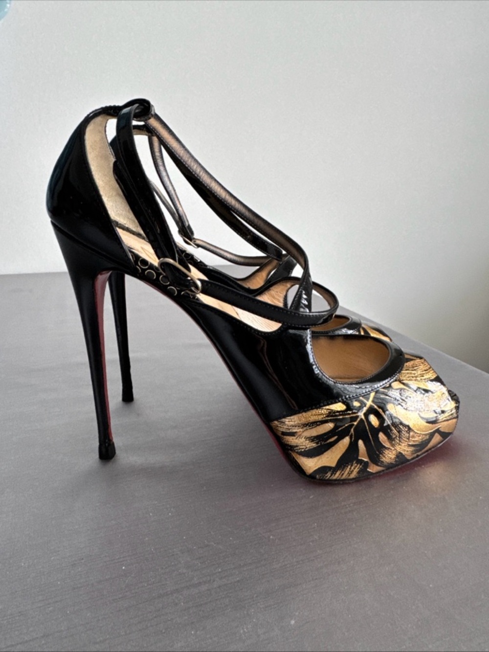 Christian Louboutin Black/Gold Patent Leather Criss Cross Peep Toe Heels 39
